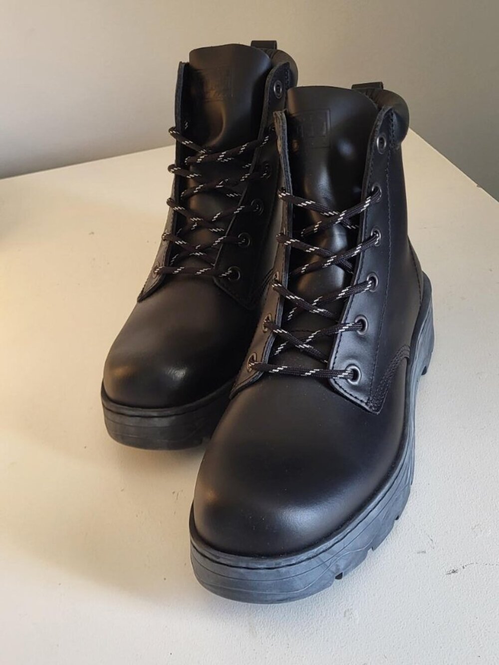 Roots Tuff Boots, Men's size 10, women's size 12, Eur 43. New in box, never worn